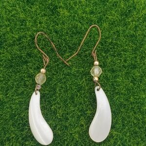 Vintage Earrings E1015